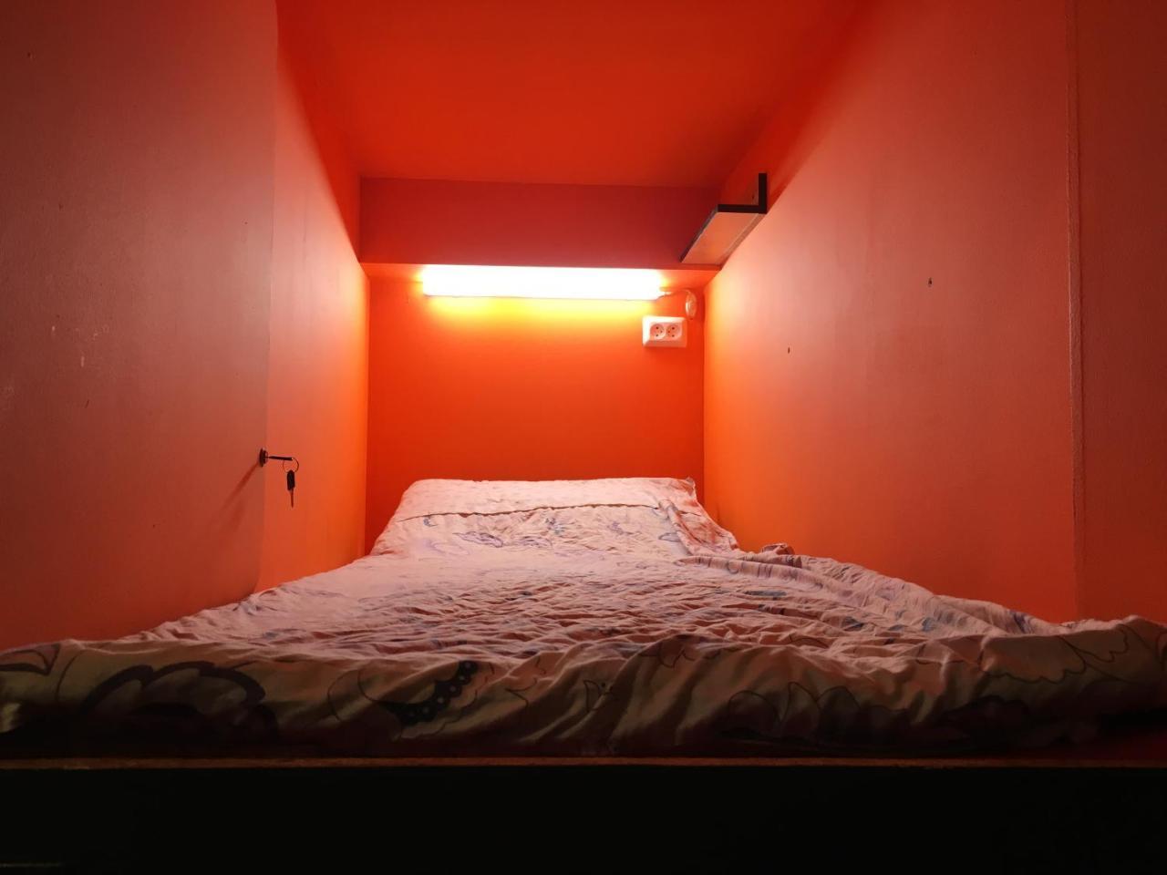 Hostel West Point Capsule Almaty Exteriér fotografie